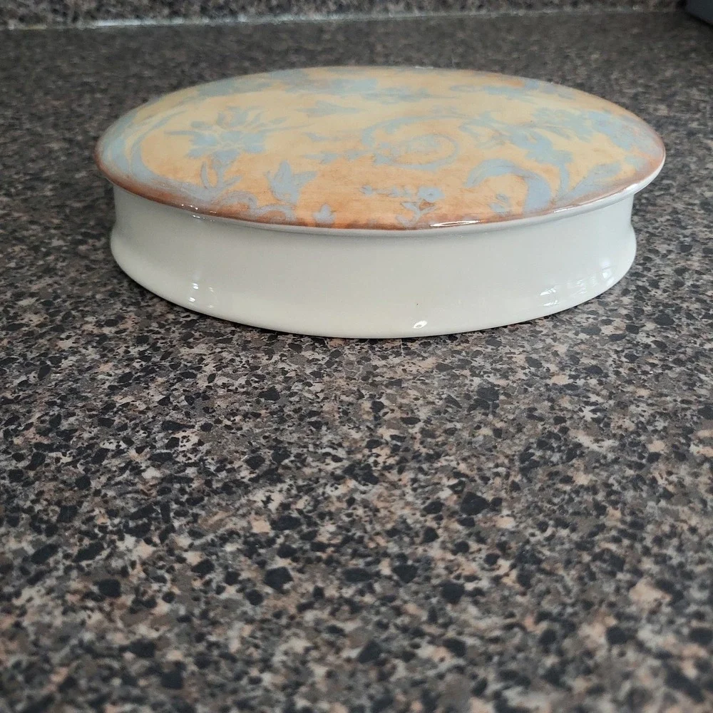 VINTAGE Kimberly Poloson‎ Floral Oval Ceramic Trinket Box with Lid Blue & Beige